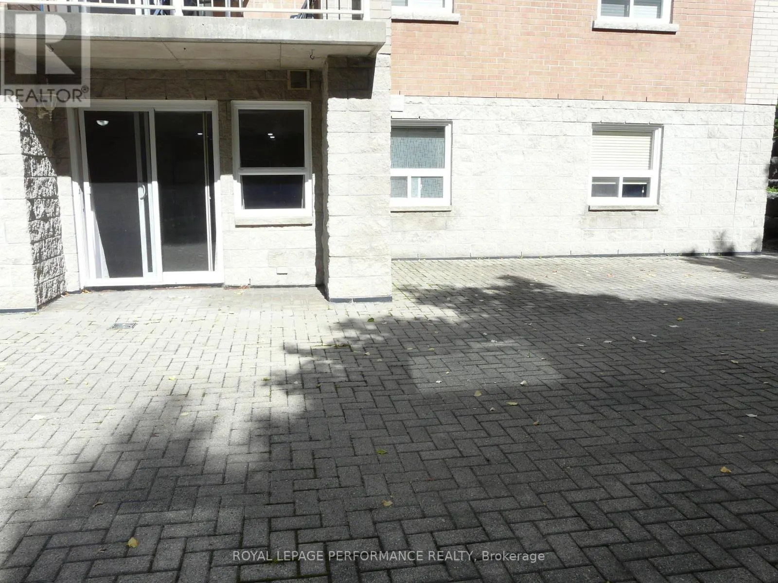 108 - 320 CENTRUM BOULEVARD