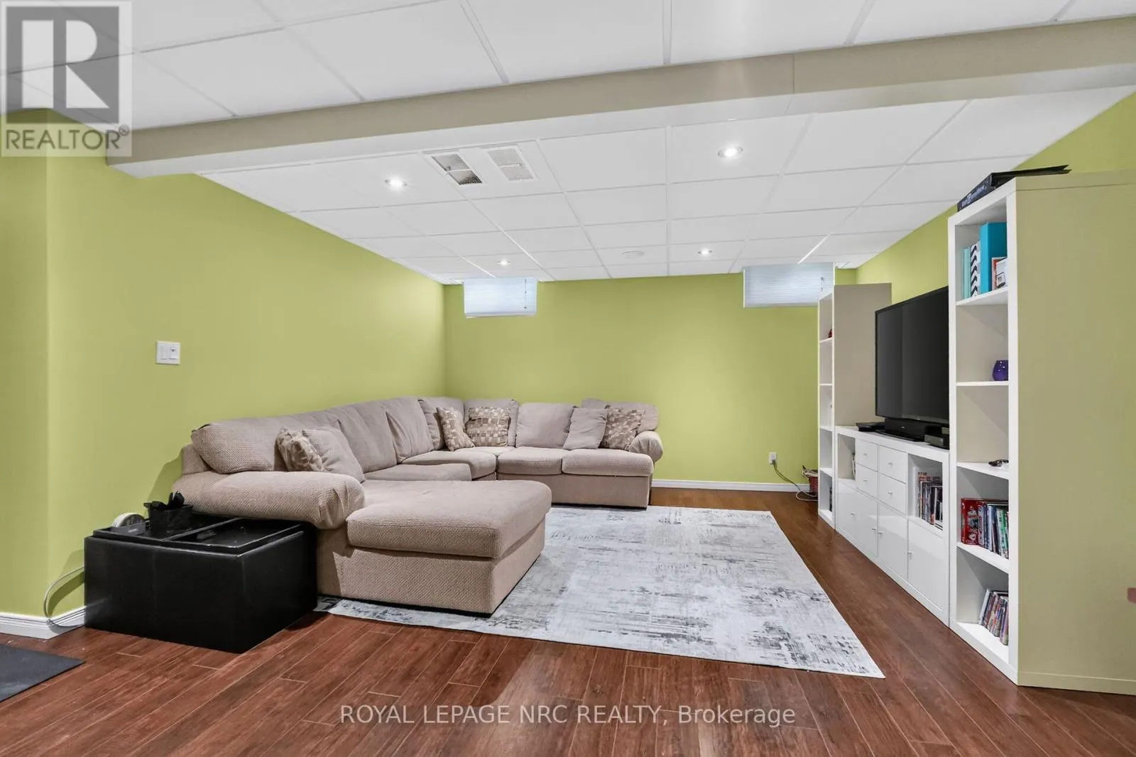 255 EMPRESS AVENUE