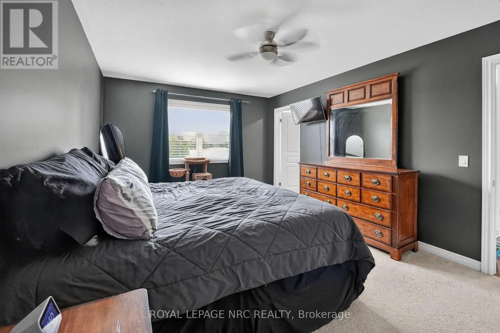 255 EMPRESS AVENUE