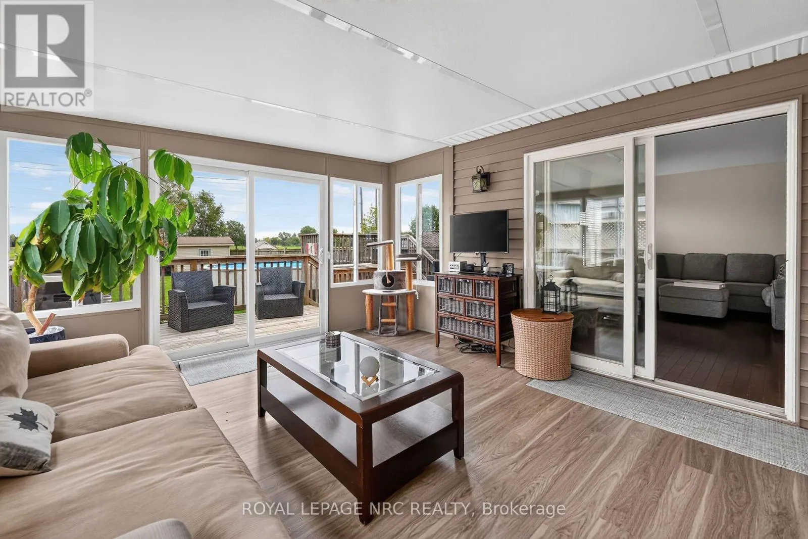 255 EMPRESS AVENUE