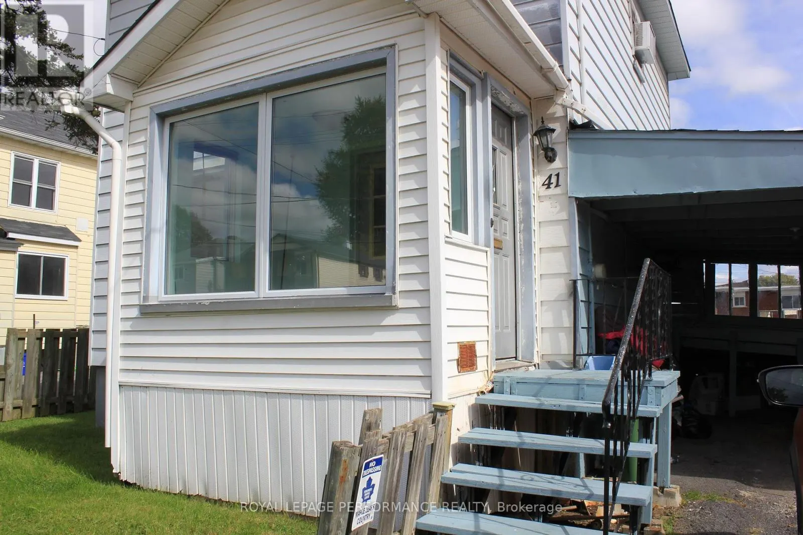 41 LEFEBVRE AVENUE