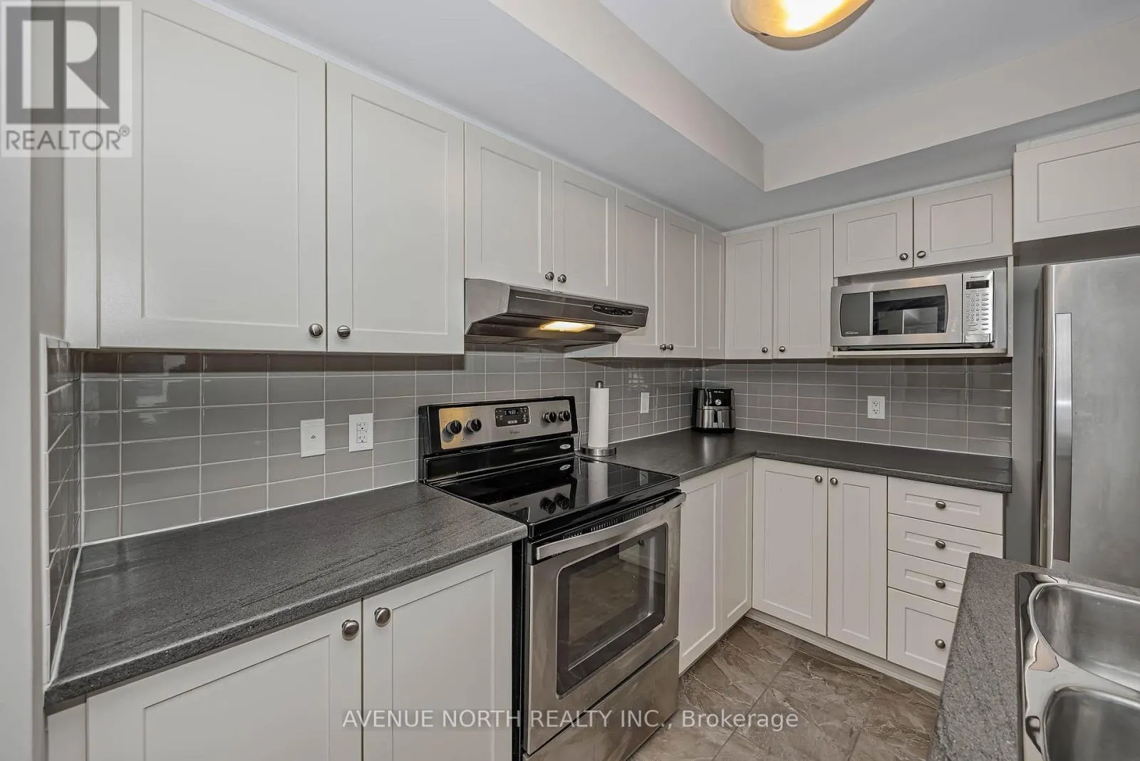 7 - 135 BLUESTONE PRIVATE