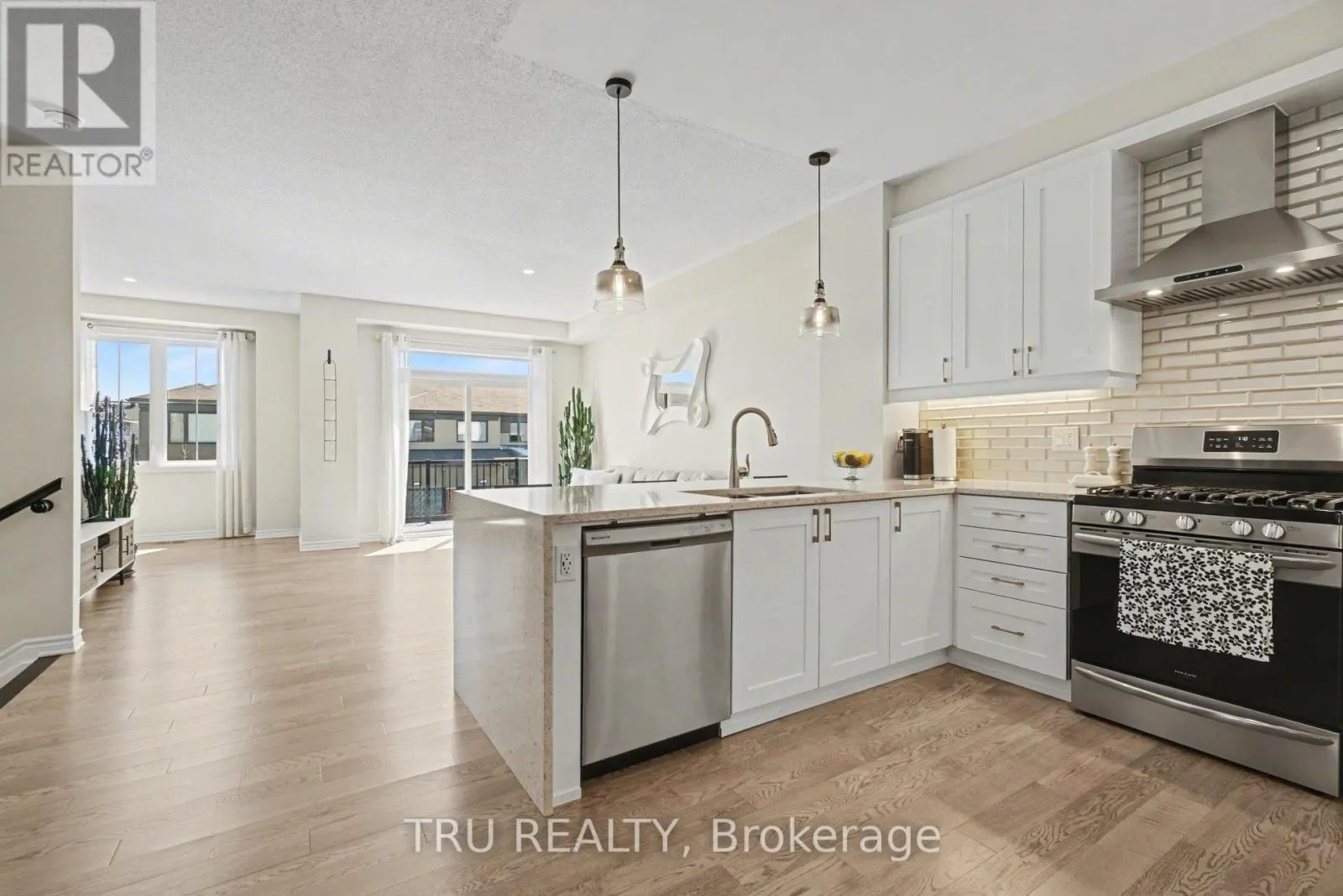 520 RYE GRASS WAY