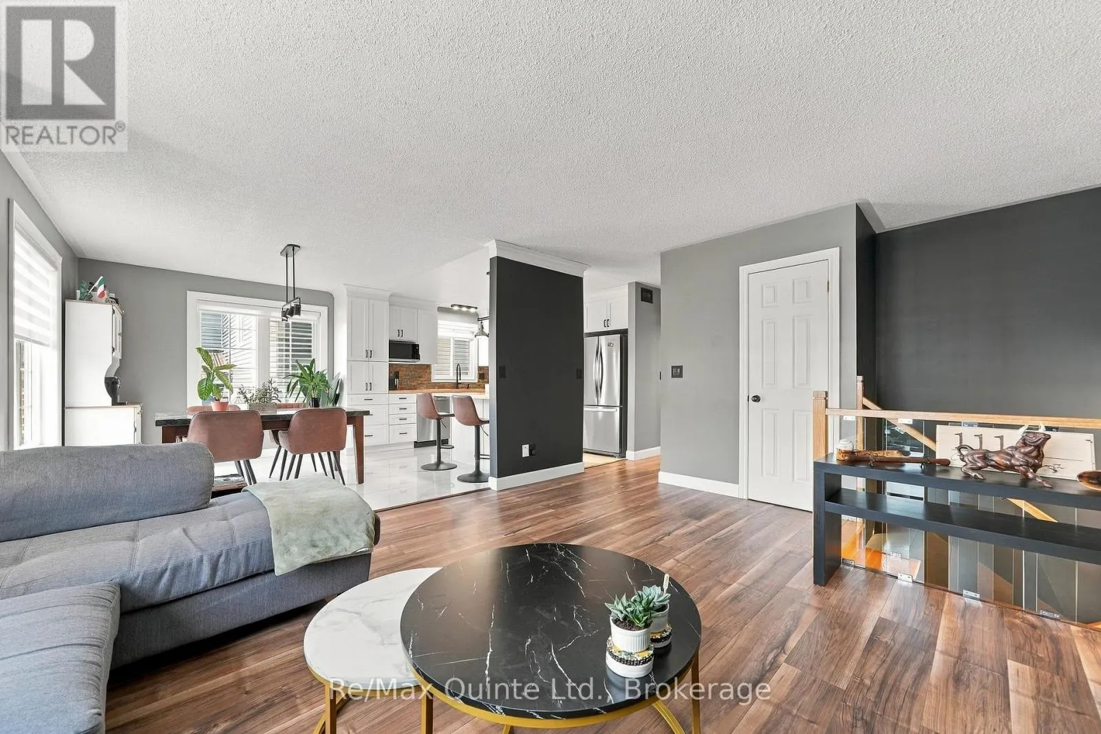 111 CANNIFTON ROAD N