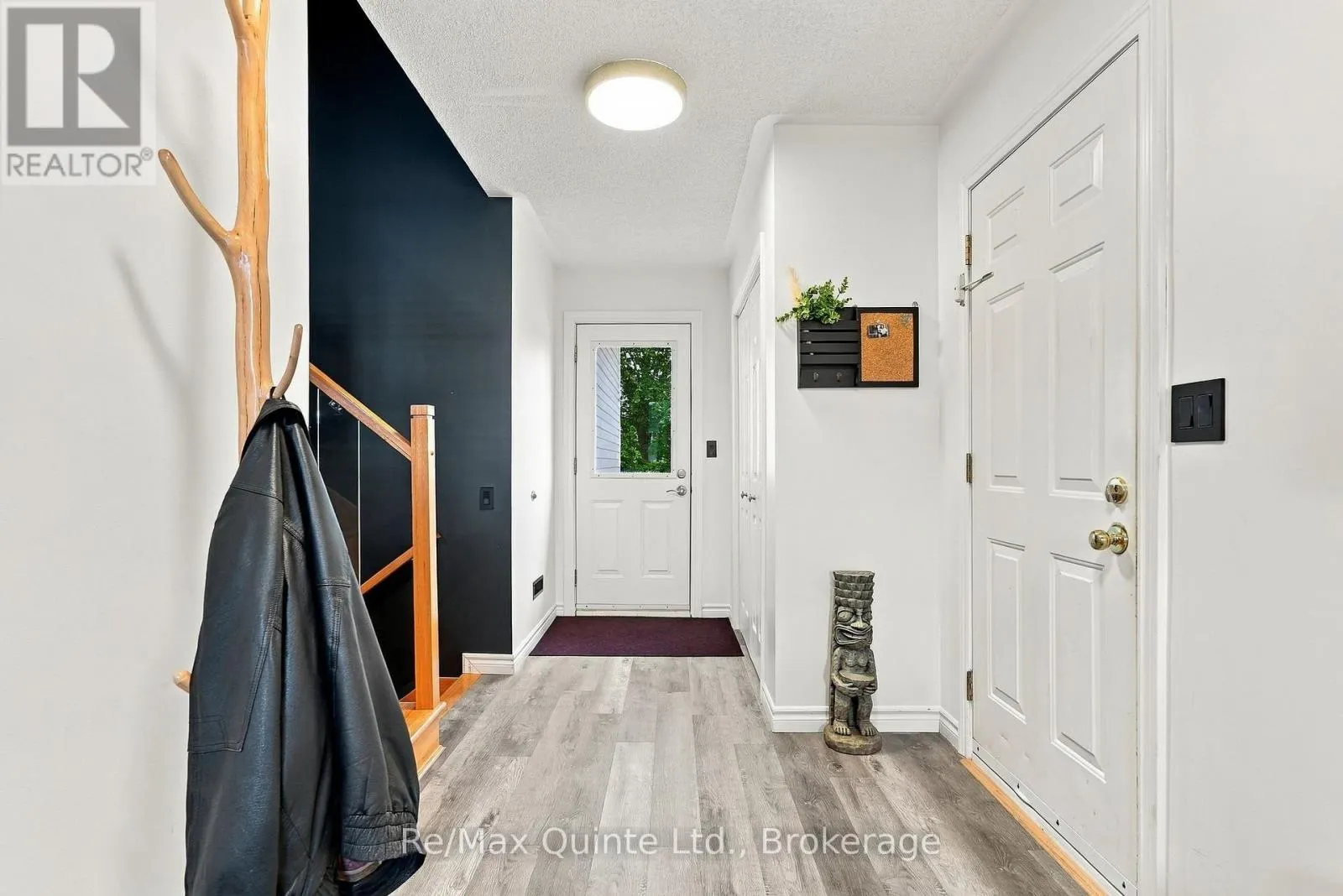 111 CANNIFTON ROAD N