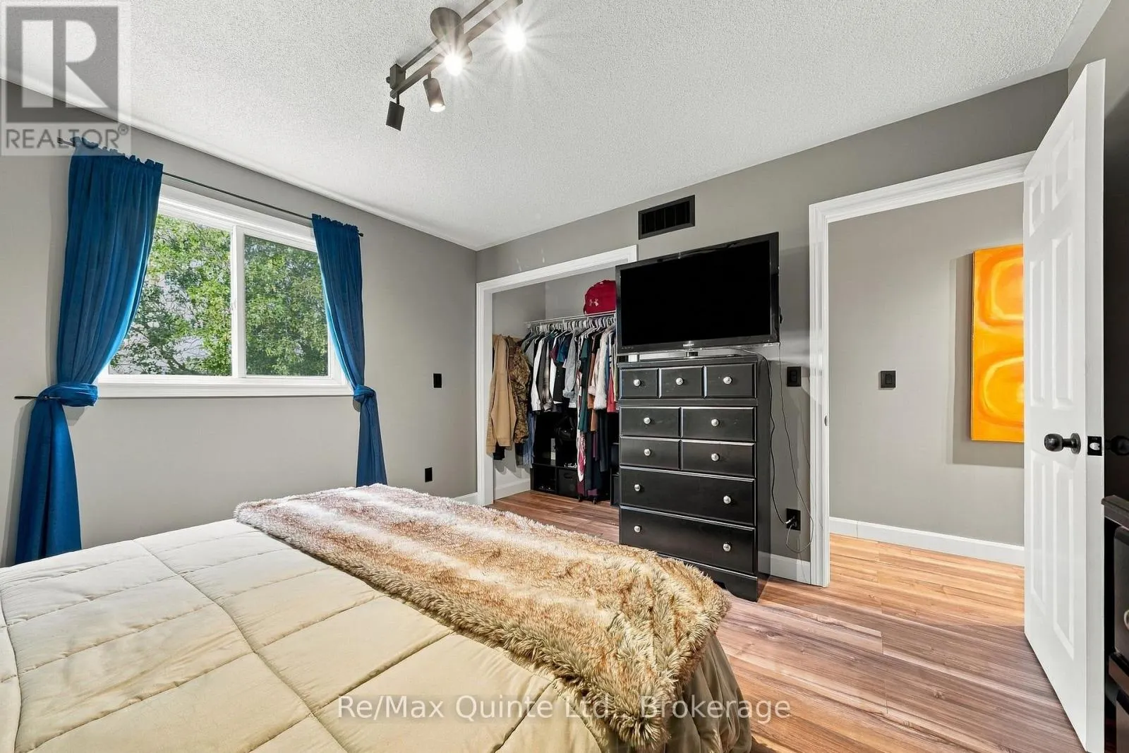 111 CANNIFTON ROAD N