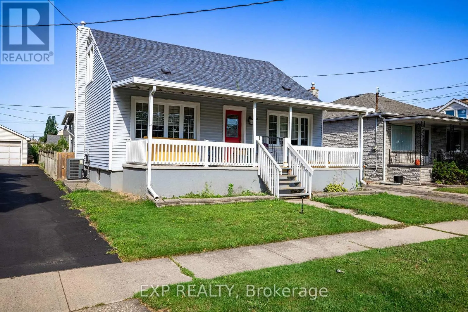 UPPER - 293 MCALPINE AVENUE S #Upper