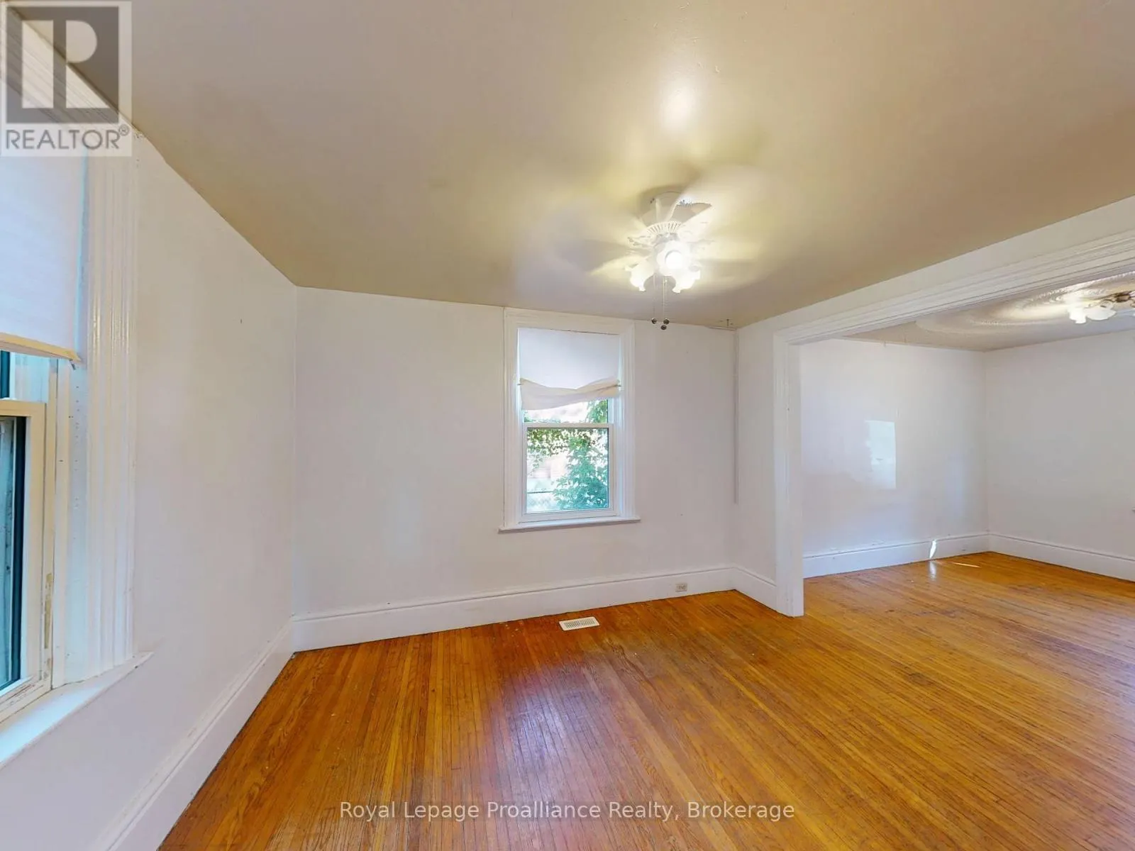 166 BURNHAM STREET