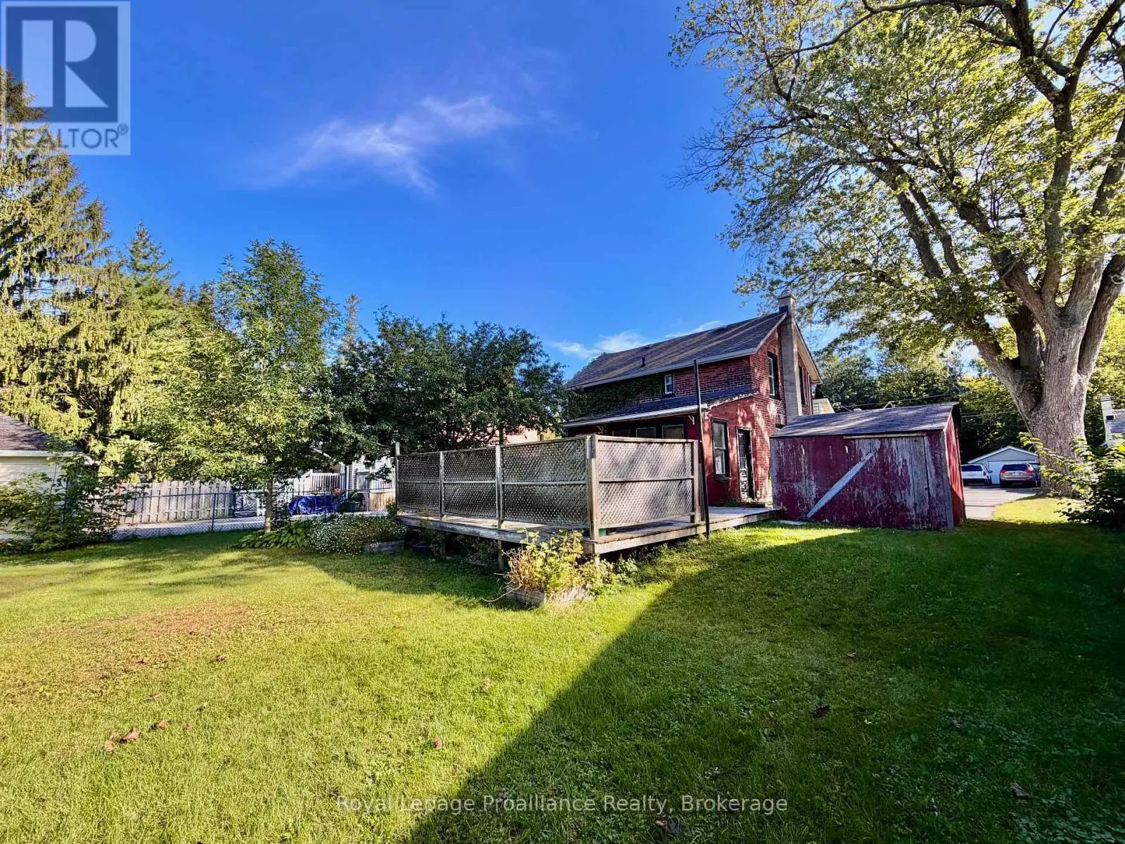 166 BURNHAM STREET