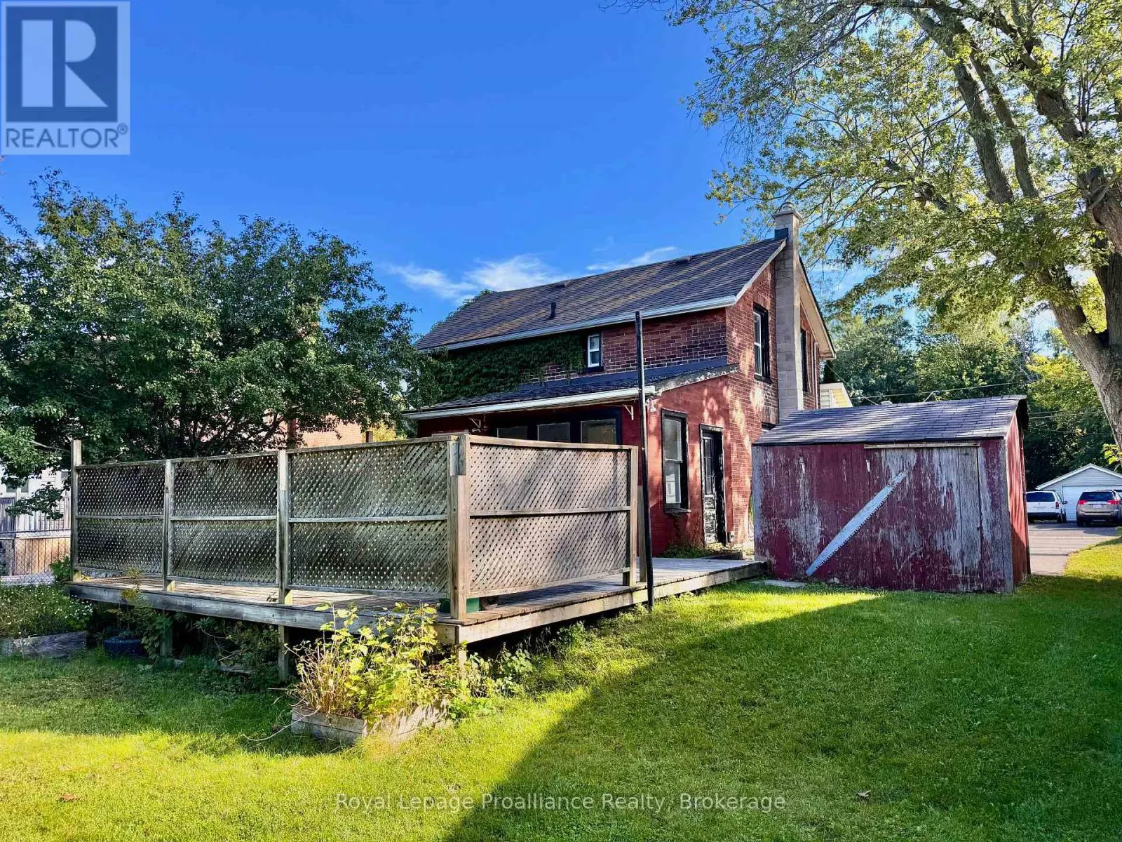 166 BURNHAM STREET