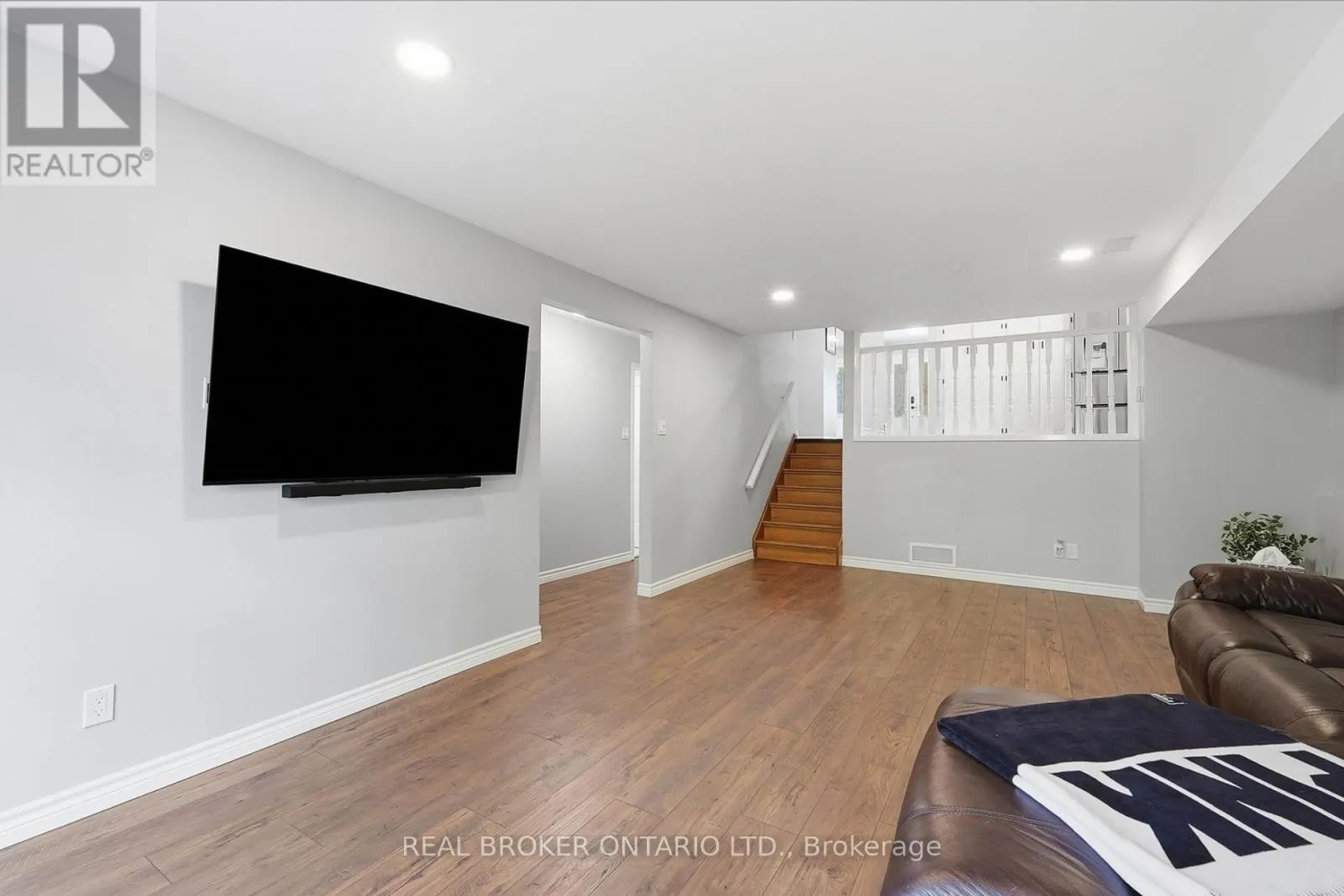 60 EBYDALE DRIVE