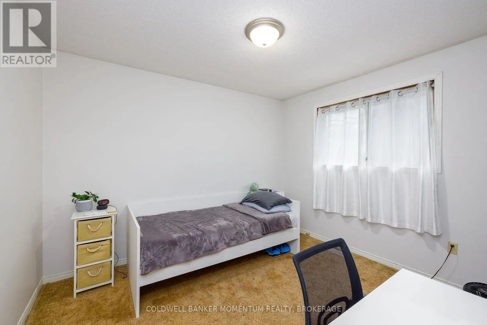 7439 NASRULLAH CRESCENT