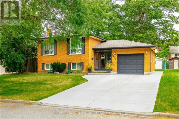 7439 NASRULLAH CRESCENT