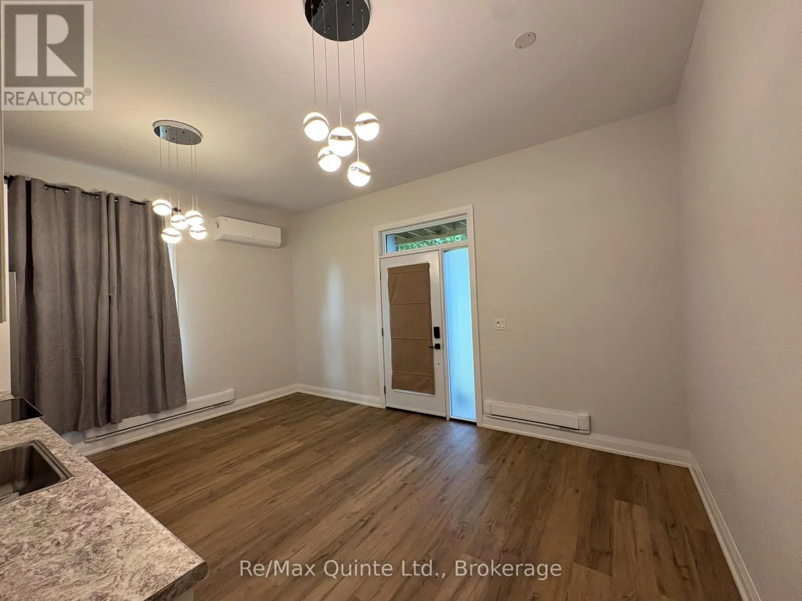 2 - 22 MCGILL STREET #2