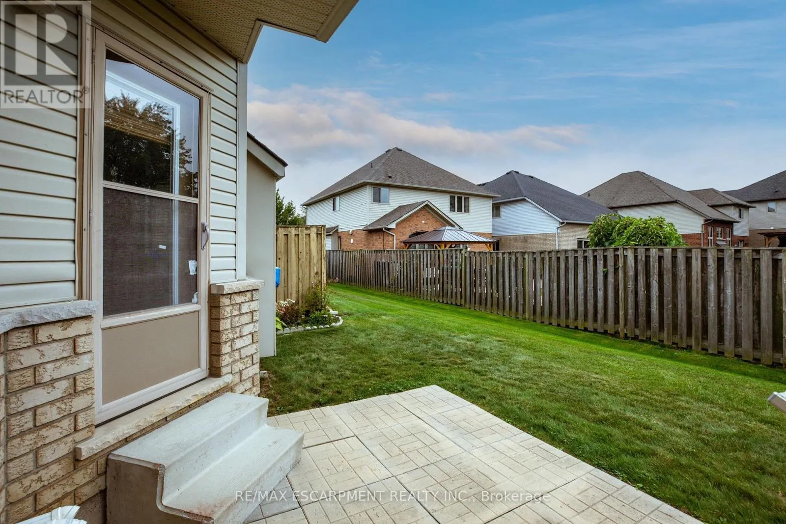 15 - 130 SOUTHBROOK DRIVE