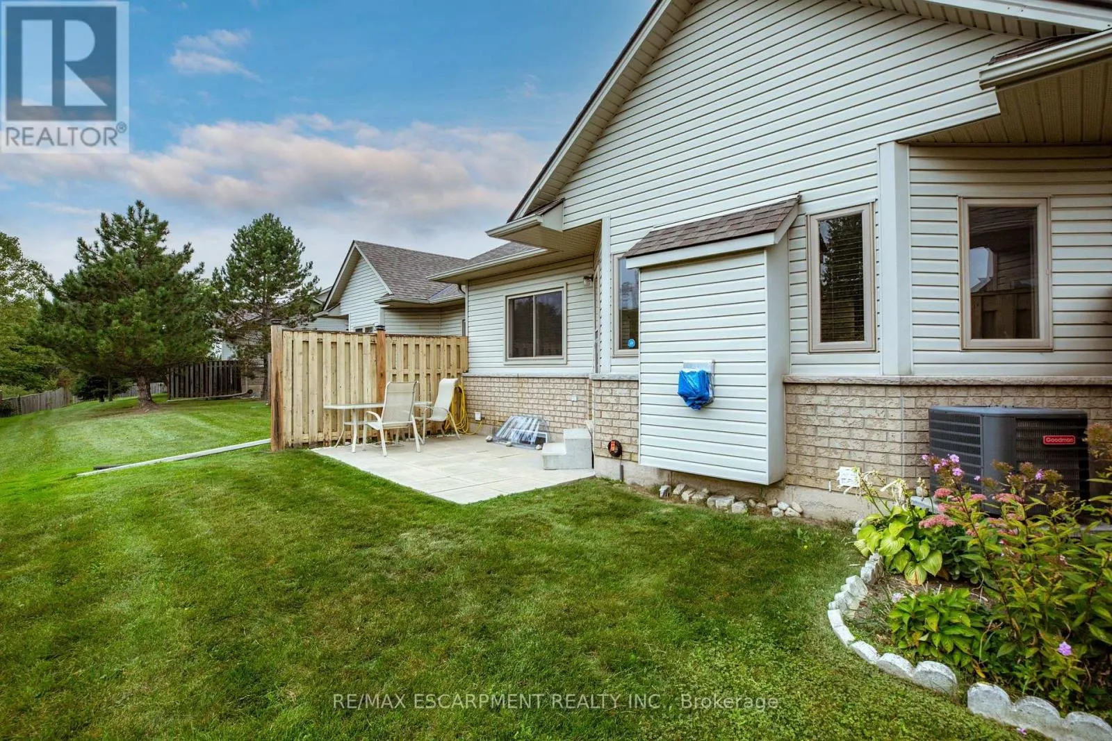 15 - 130 SOUTHBROOK DRIVE