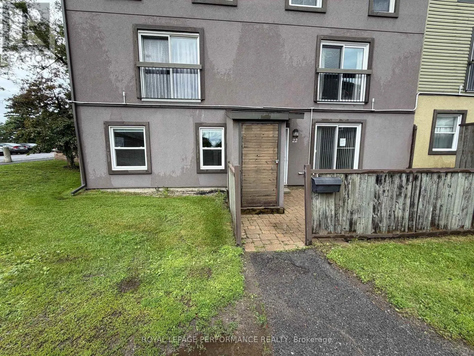 22 - 1250 MCWATTERS ROAD
