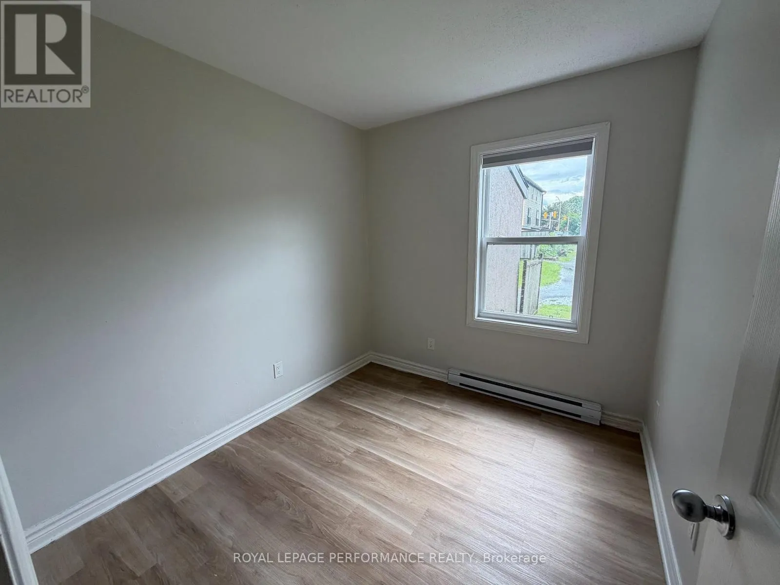 22 - 1250 MCWATTERS ROAD