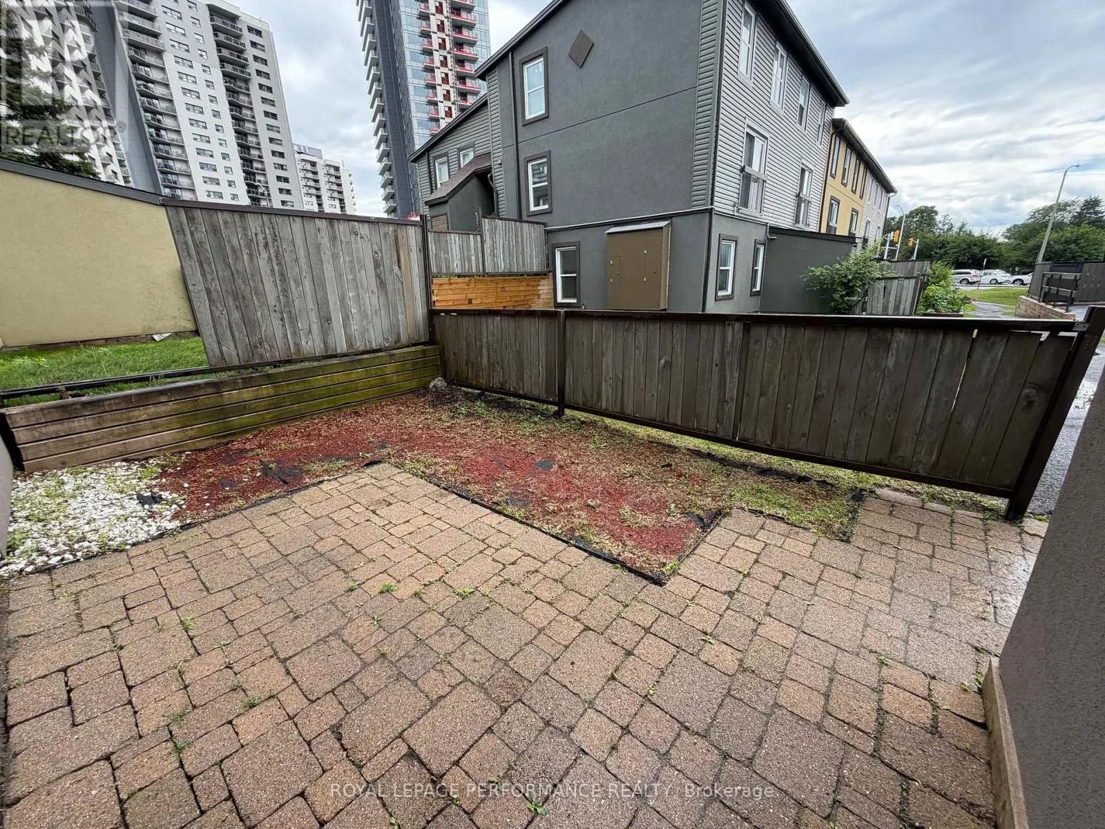 22 - 1250 MCWATTERS ROAD