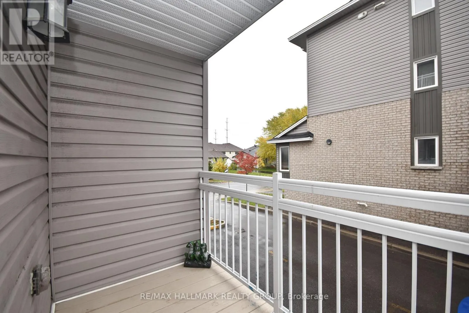 D - 4528 INNES ROAD
