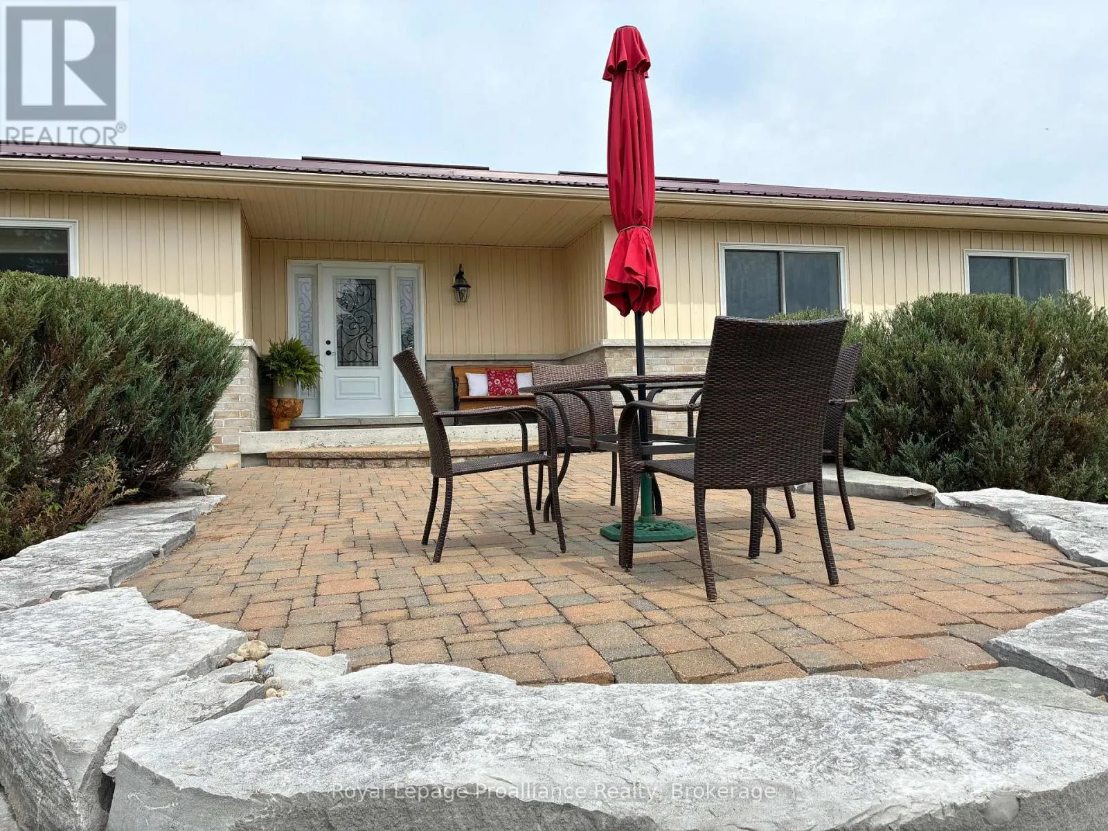 254 AIRPORT ROAD