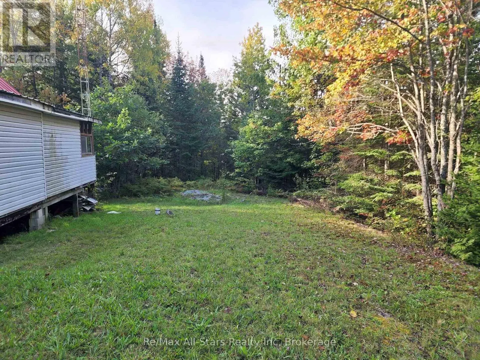 1181 MOOT LAKE ROAD