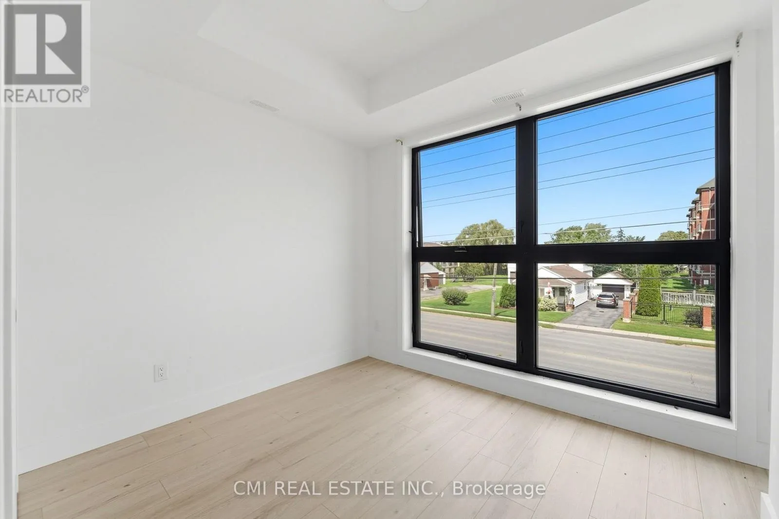 302 - 7277 WILSON CRESCENT