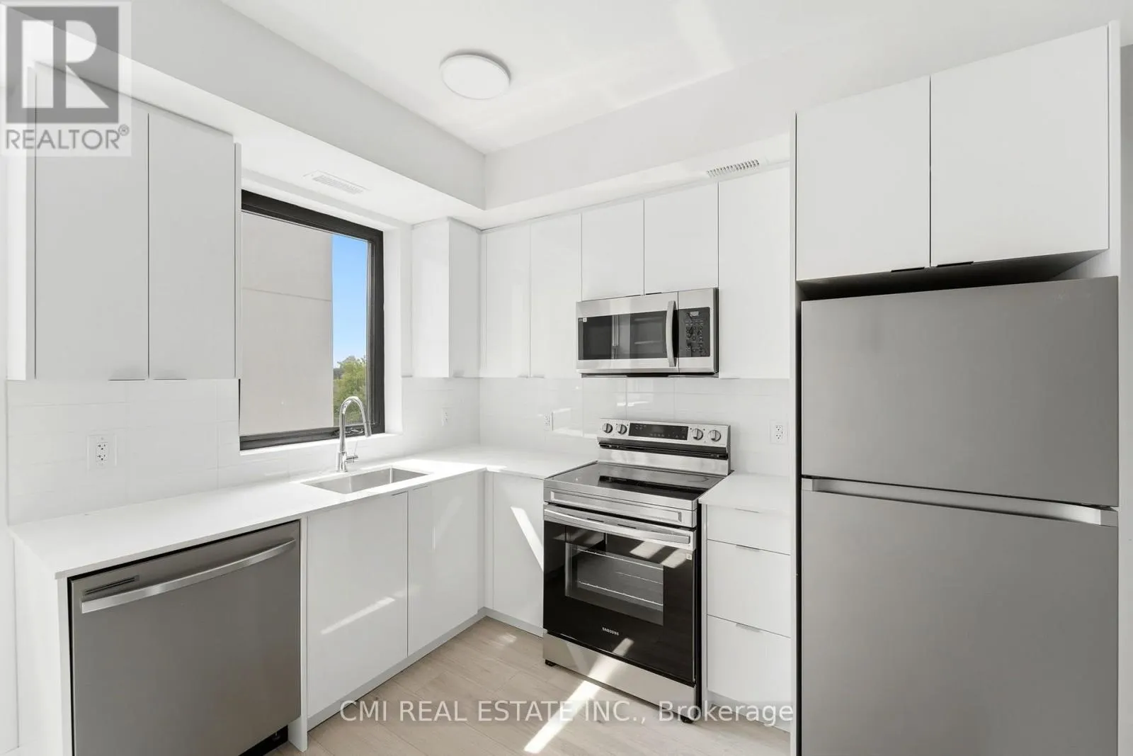 302 - 7277 WILSON CRESCENT
