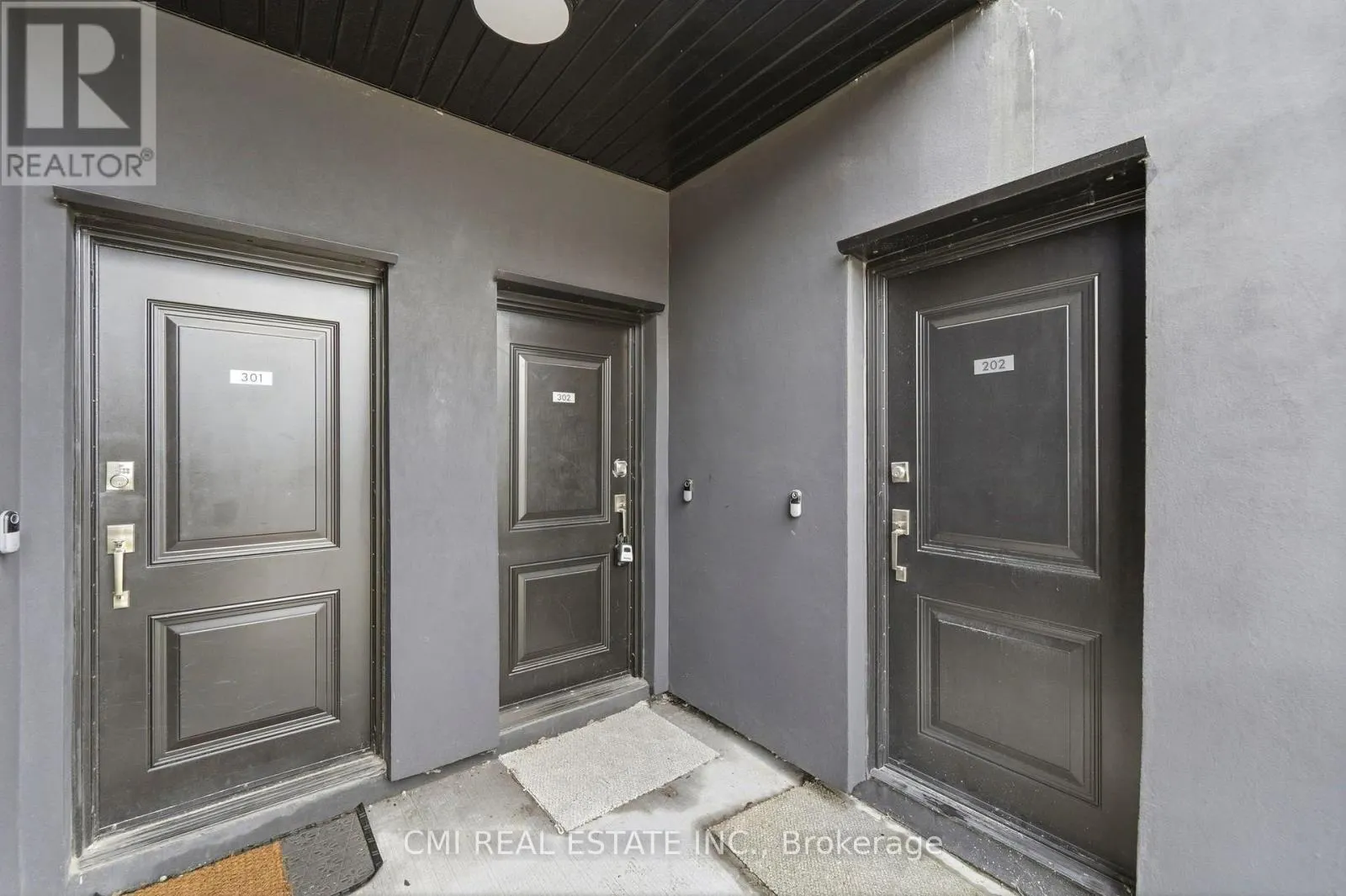 302 - 7277 WILSON CRESCENT