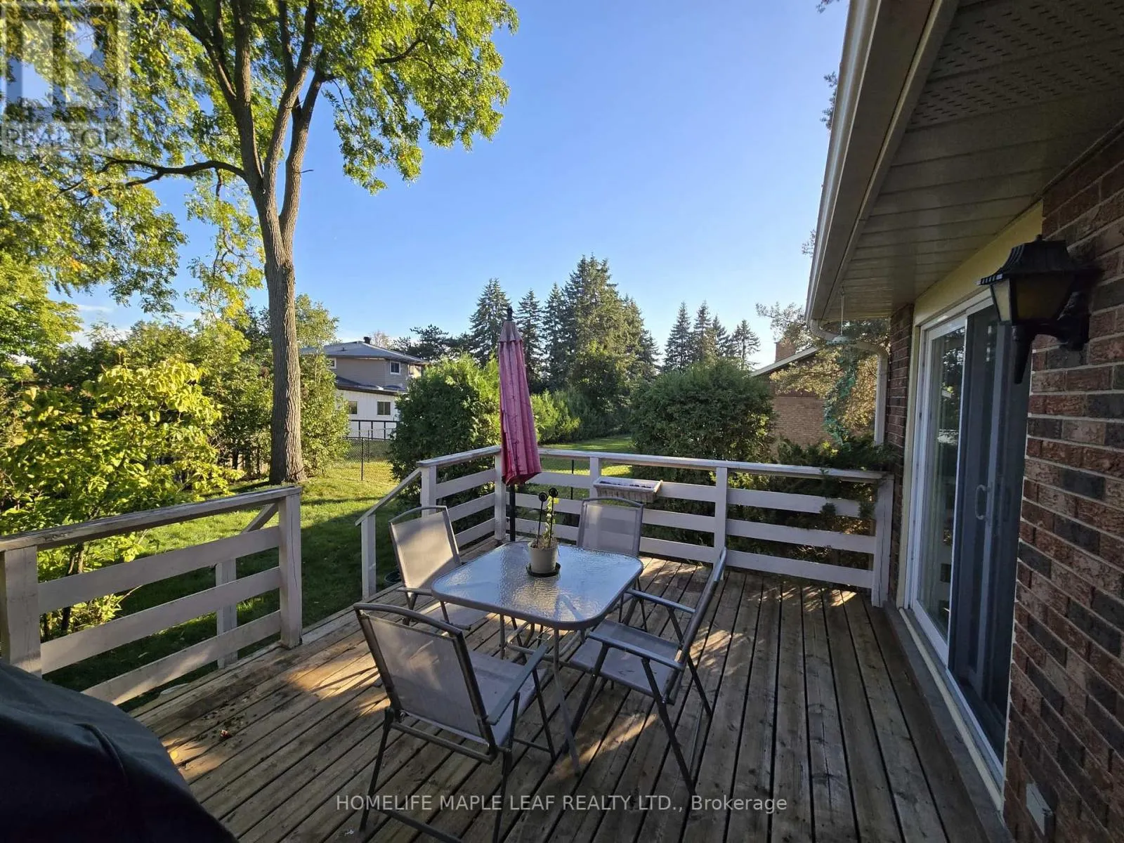410 LAKEVIEW DRIVE