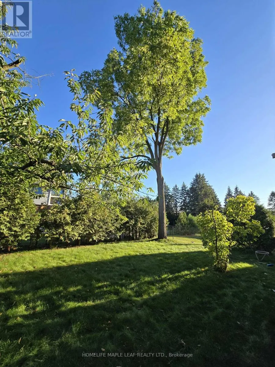 410 LAKEVIEW DRIVE