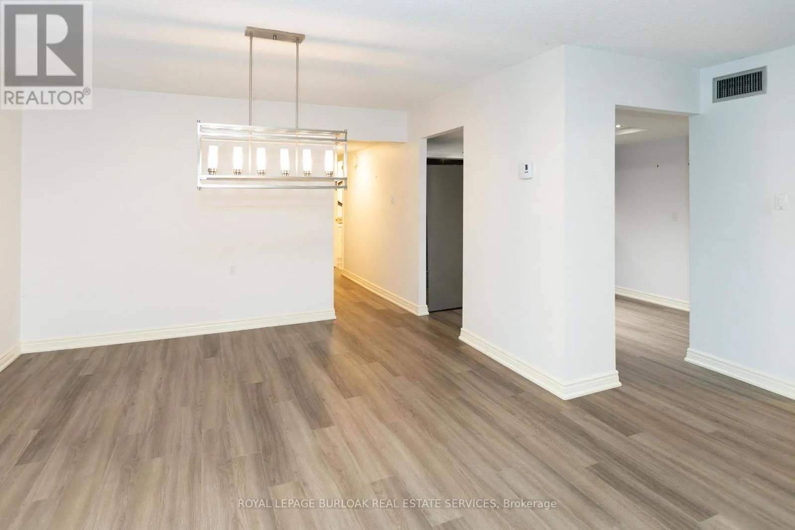116 - 150 WILSON STREET W