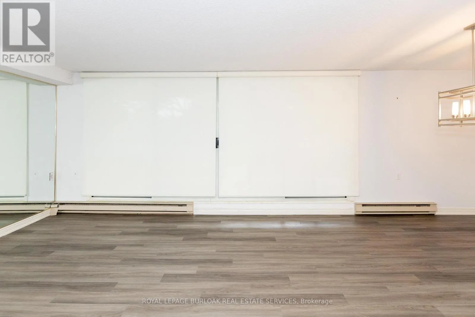 116 - 150 WILSON STREET W