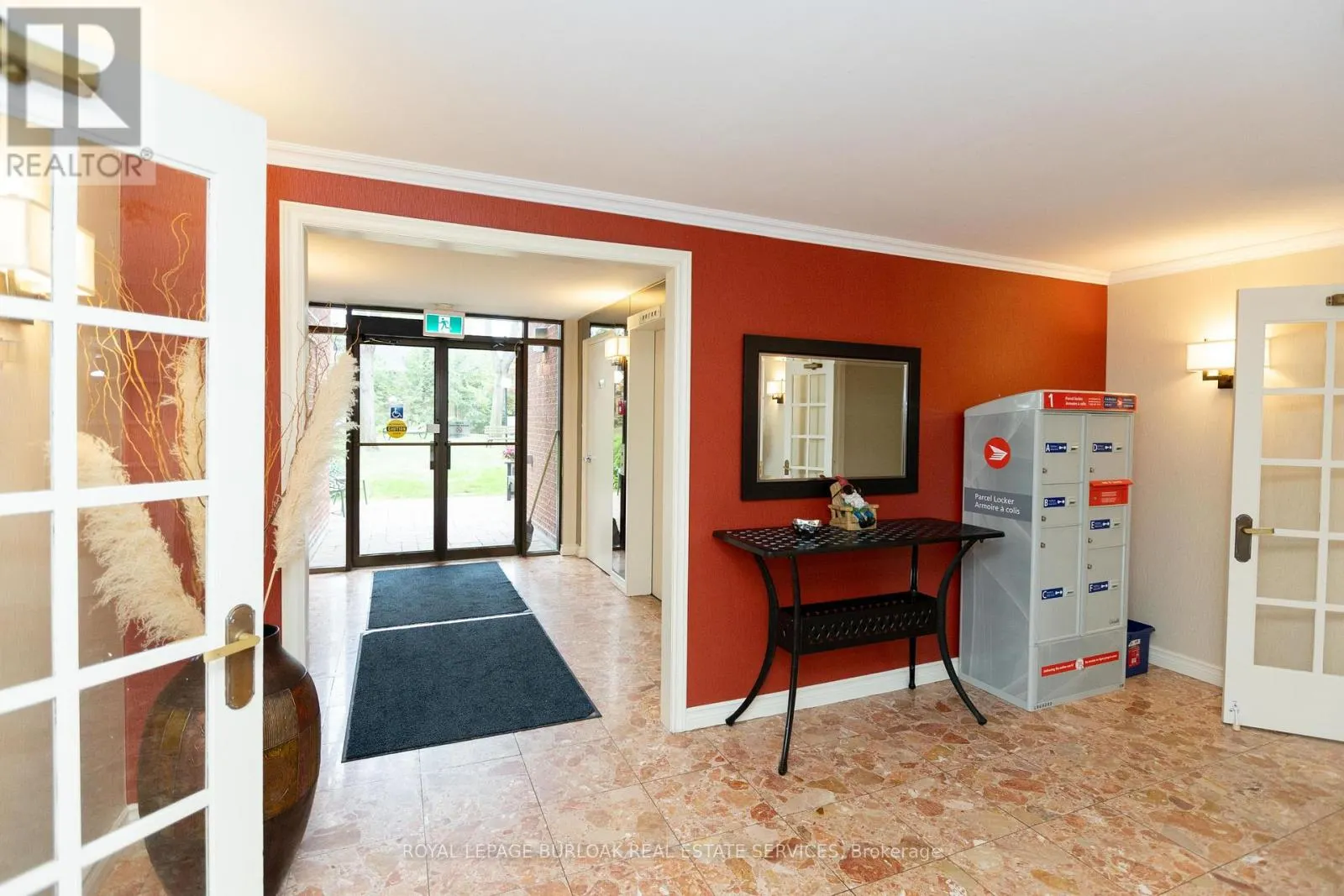 116 - 150 WILSON STREET W