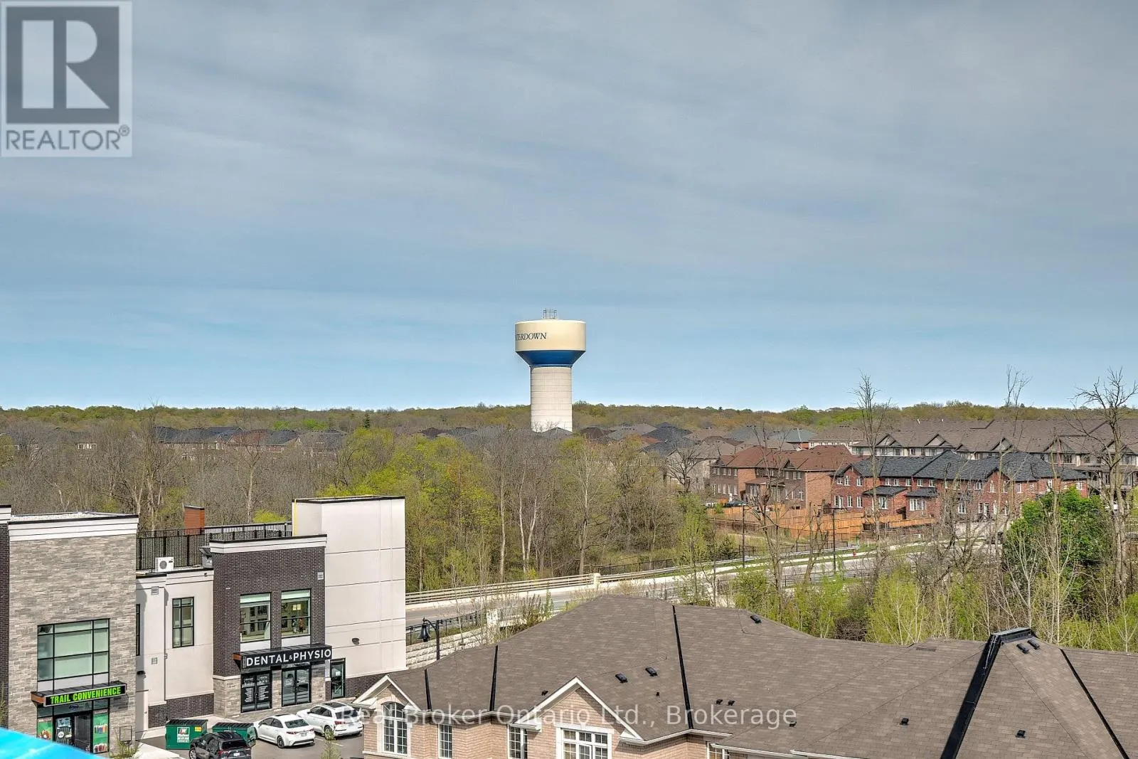 516 - 470 DUNDAS STREET E #516