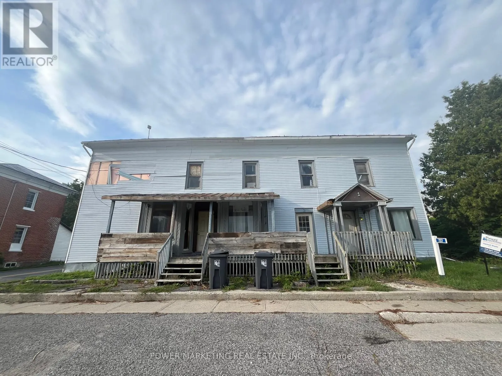 737 COUNTY ROAD 18 ROAD