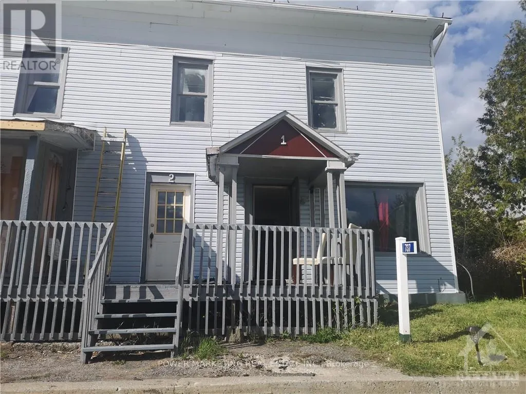 737 COUNTY ROAD 18 ROAD