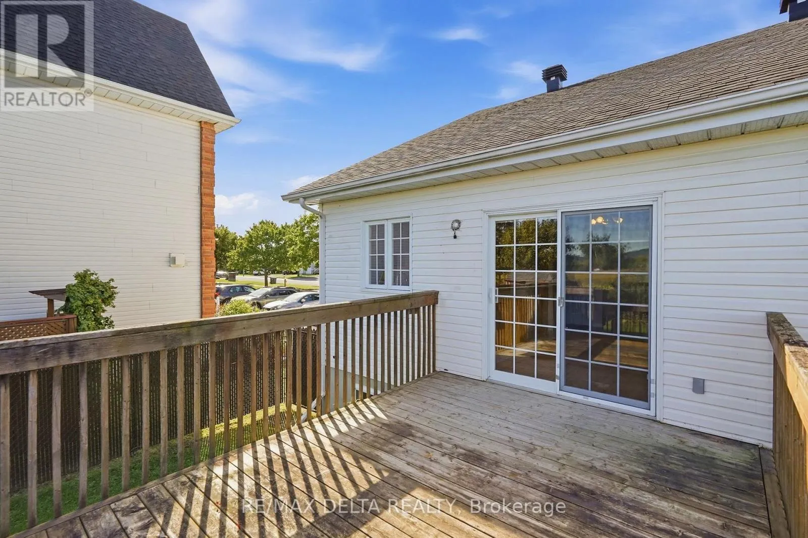 851 NELSON STREET W