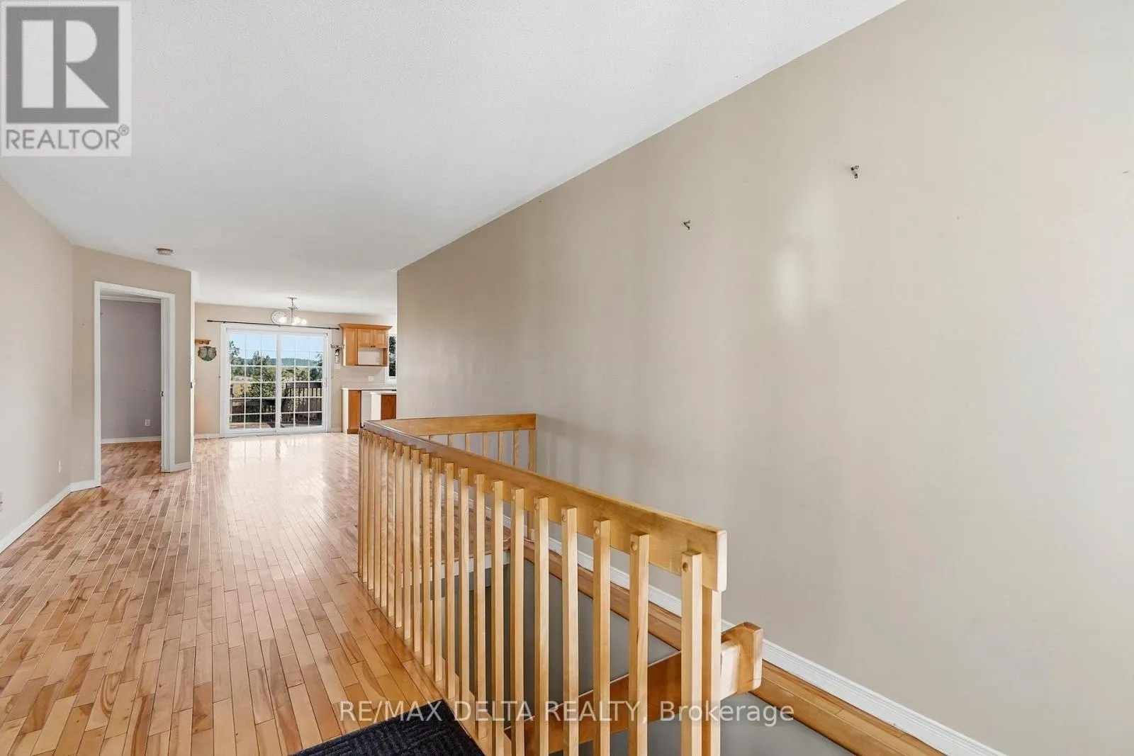 851 NELSON STREET W