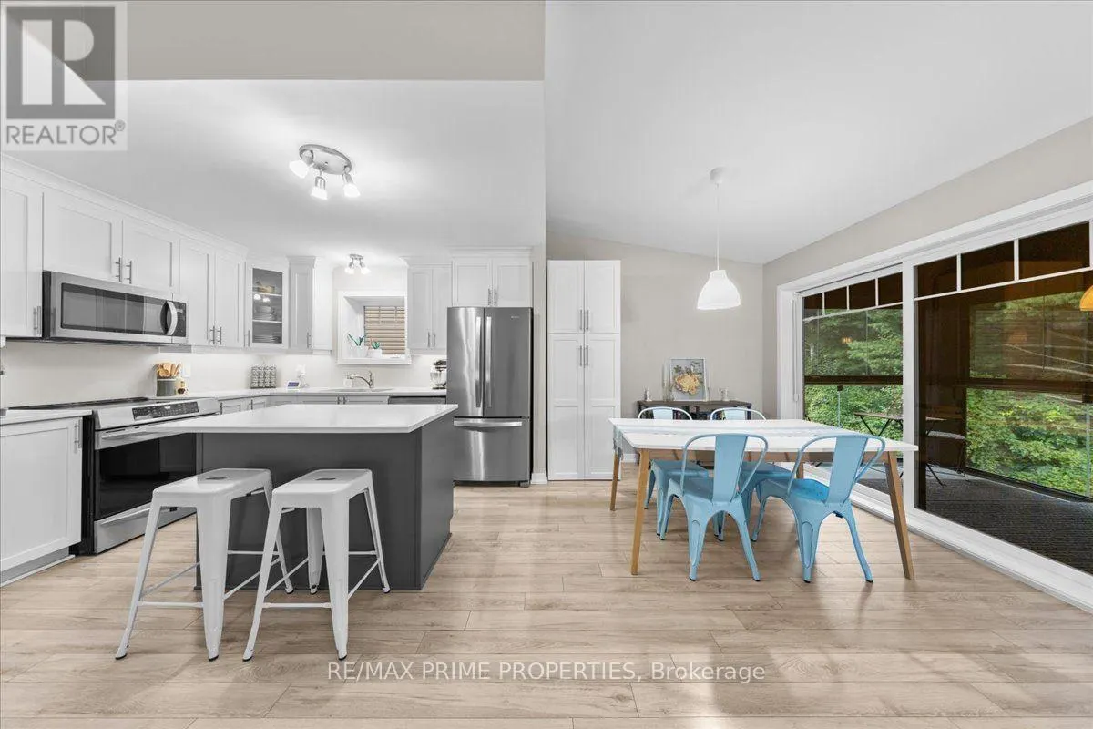 302 - 91 ST MORITZ TRAIL