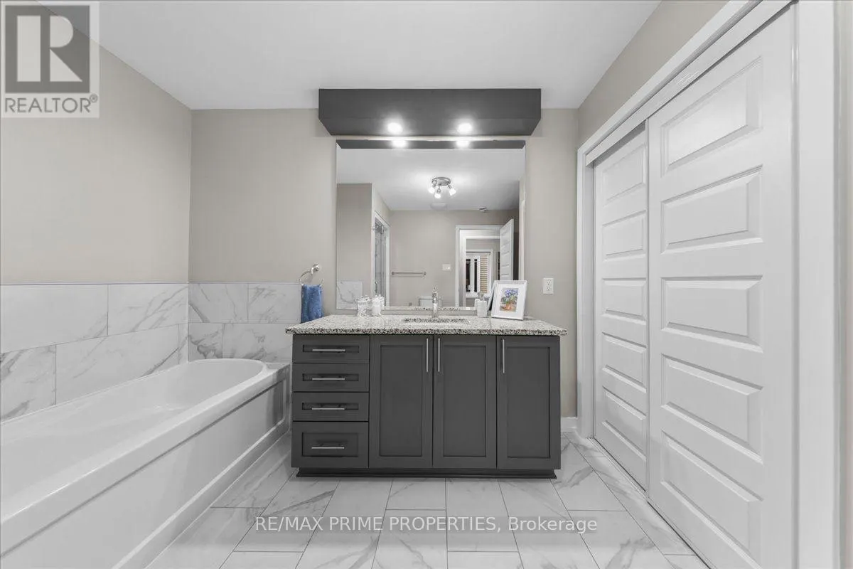 302 - 91 ST MORITZ TRAIL