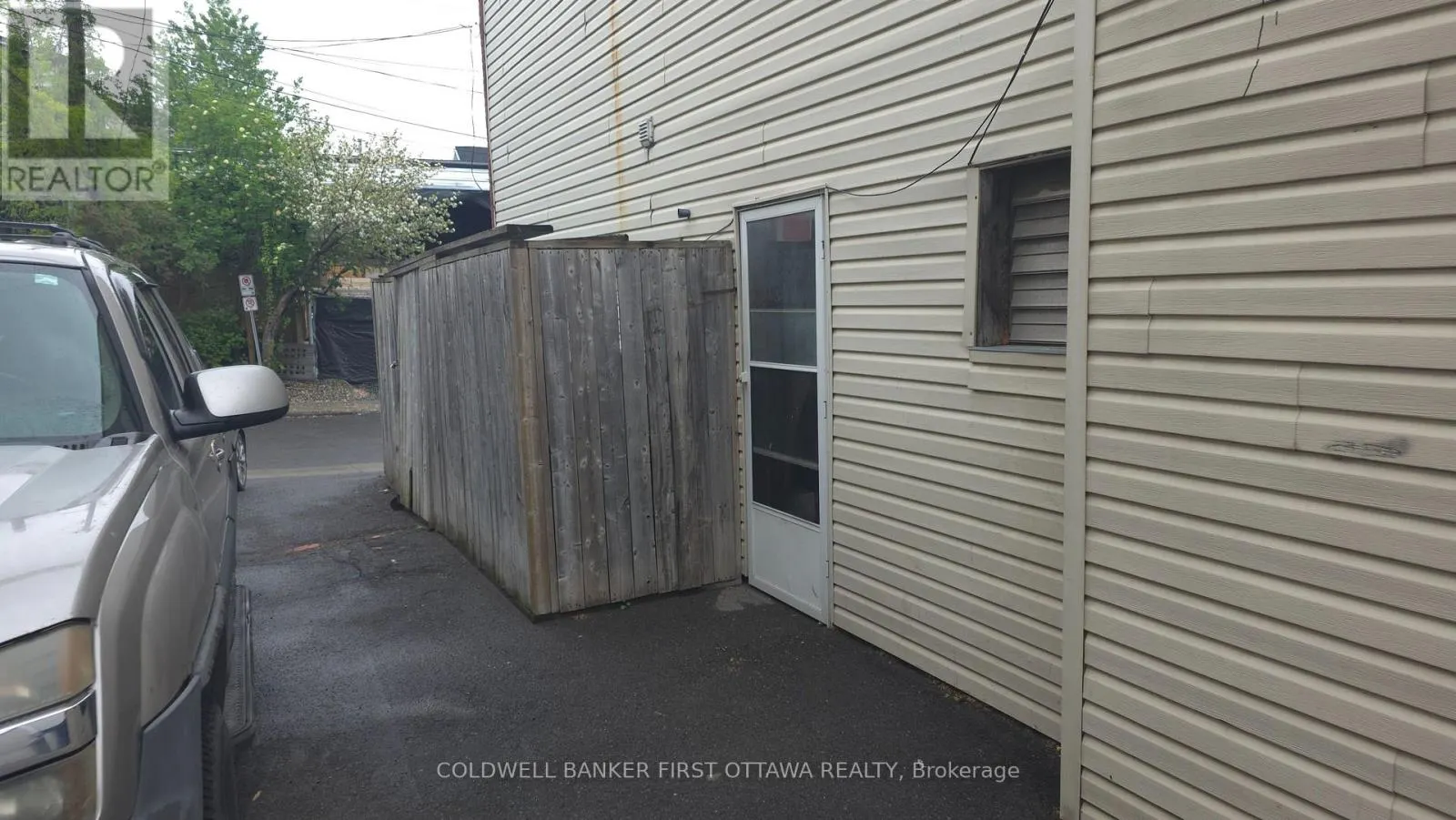 777 SOMERSET STREET W