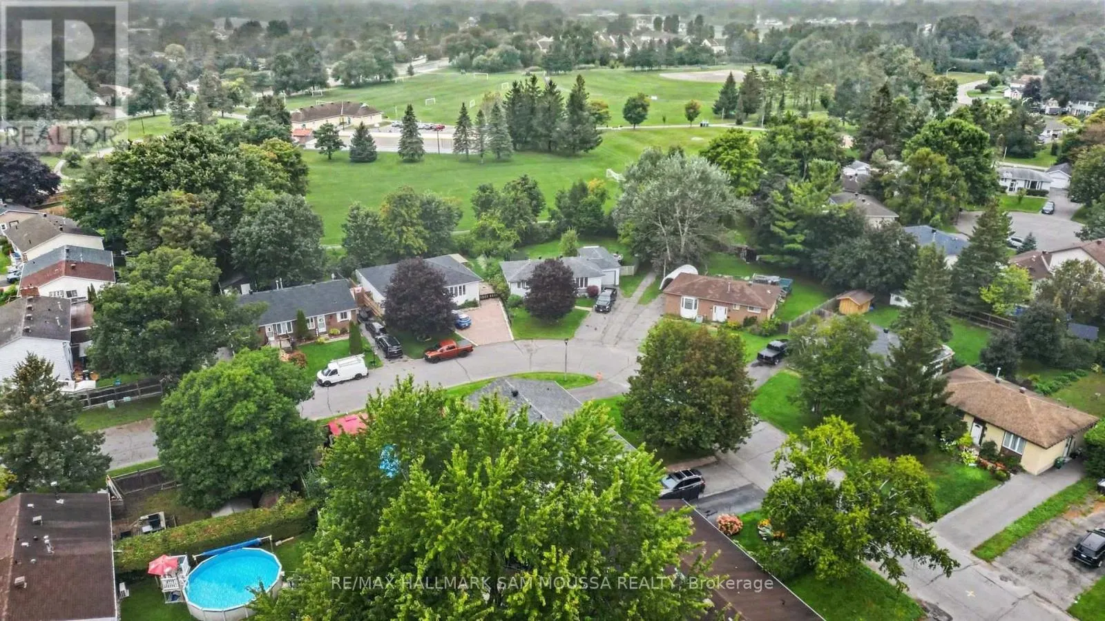 35 BALLANTRAE WAY
