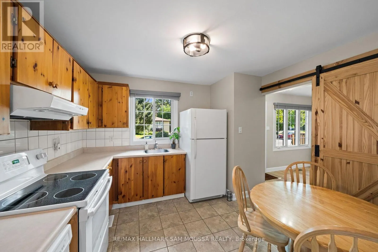 35 BALLANTRAE WAY