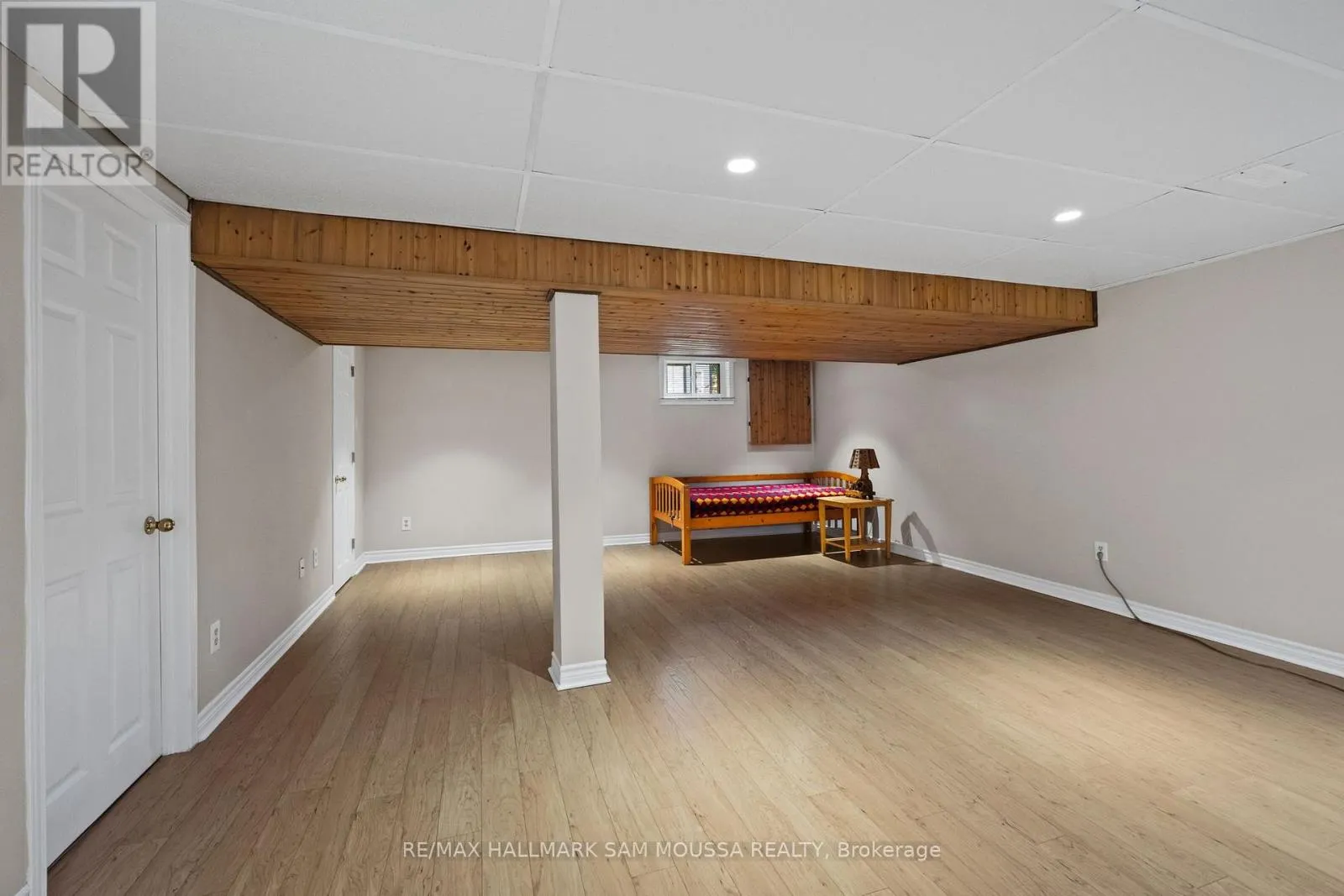 35 BALLANTRAE WAY