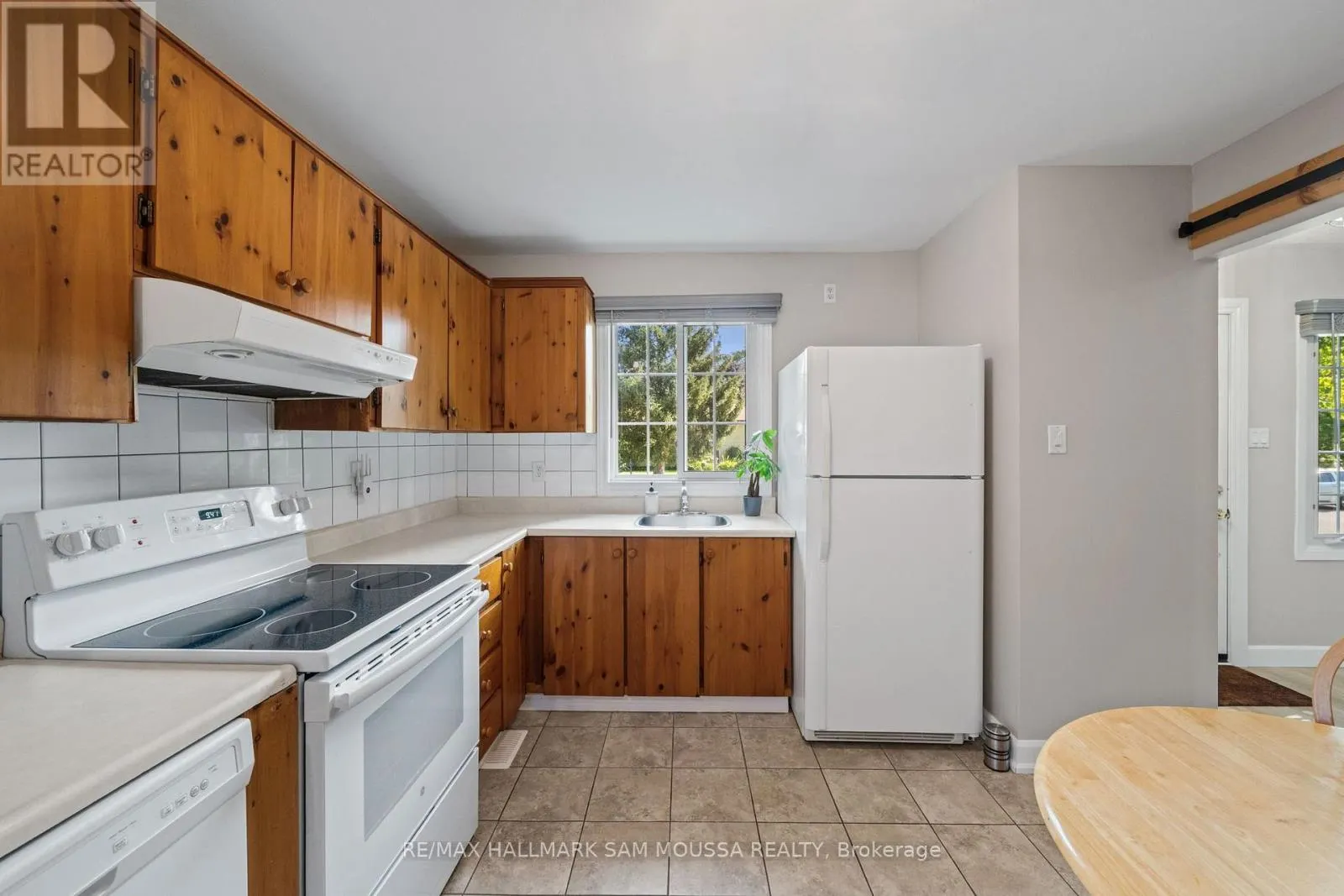 35 BALLANTRAE WAY
