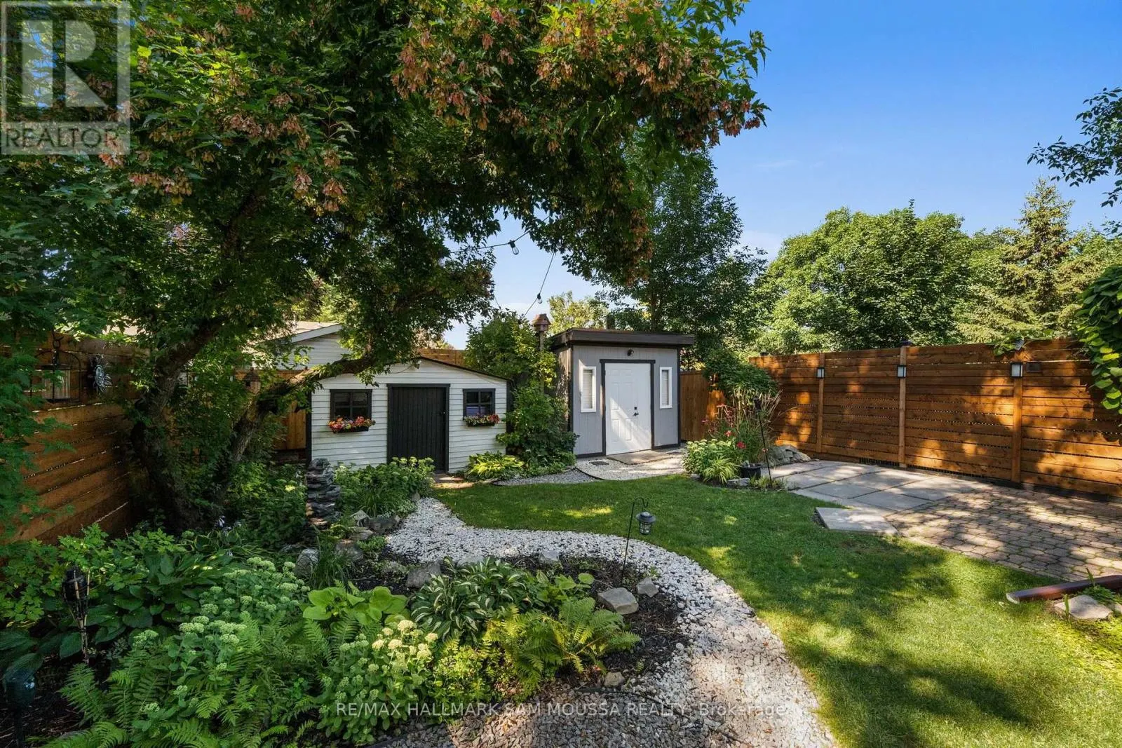 35 BALLANTRAE WAY