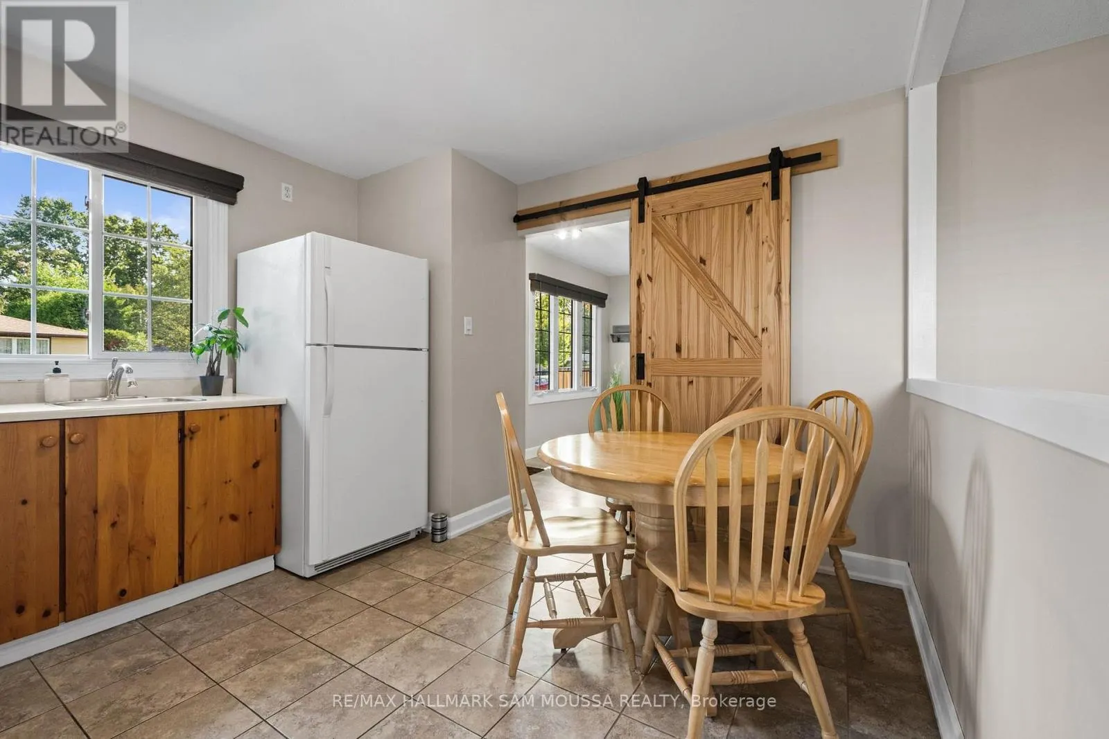 35 BALLANTRAE WAY
