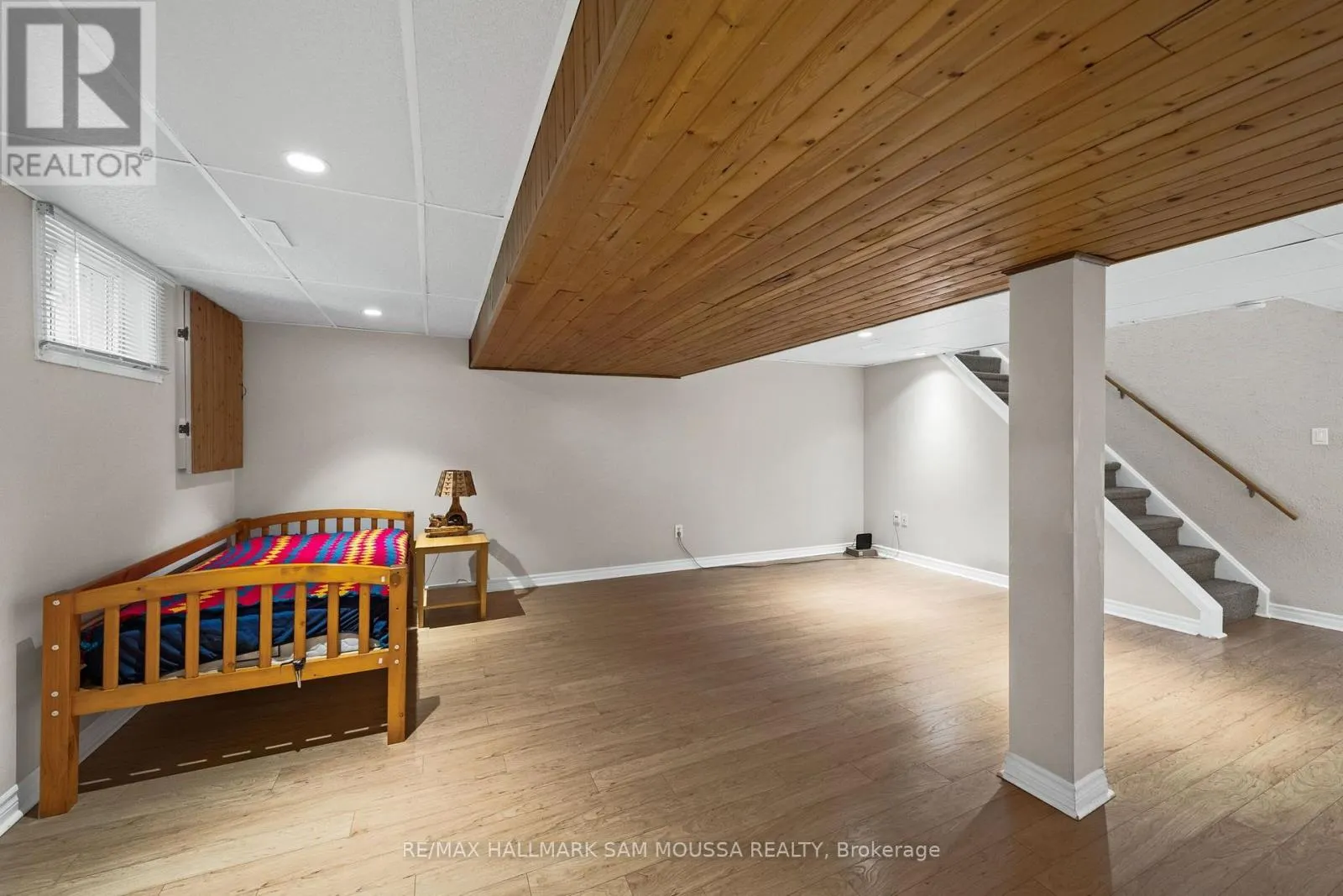 35 BALLANTRAE WAY