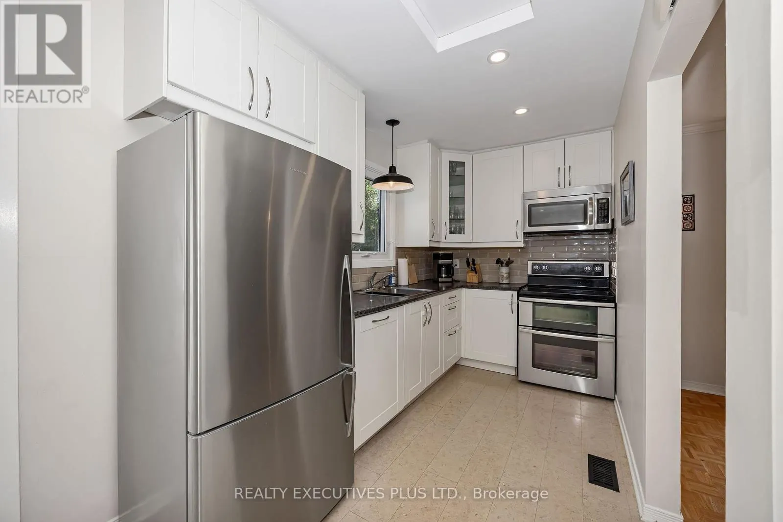 1533 PAYETTE DRIVE
